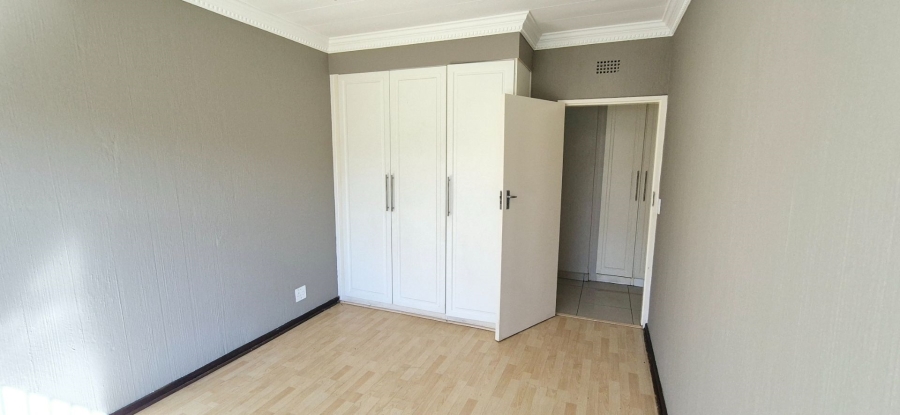 3 Bedroom Property for Sale in Corlett Gardens Gauteng