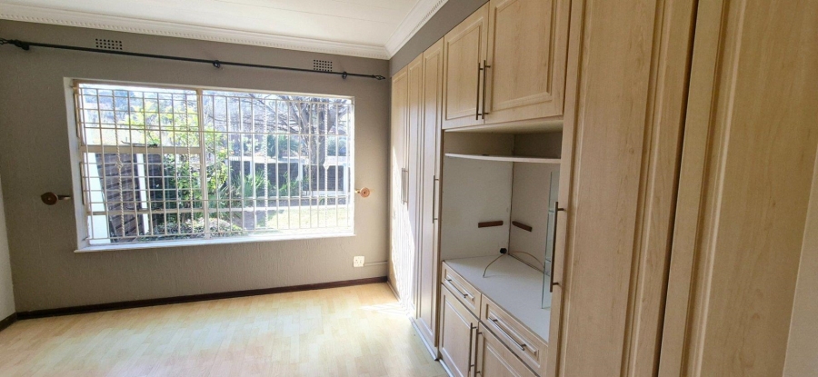 3 Bedroom Property for Sale in Corlett Gardens Gauteng