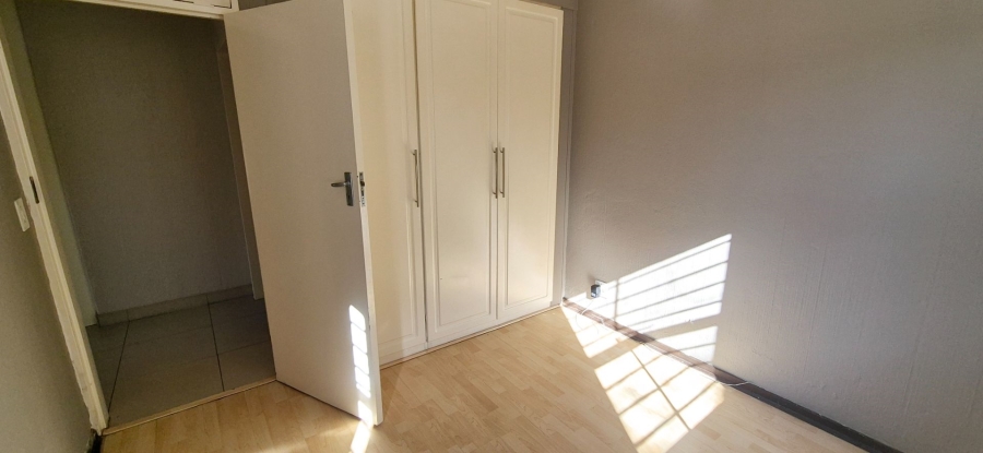 3 Bedroom Property for Sale in Corlett Gardens Gauteng