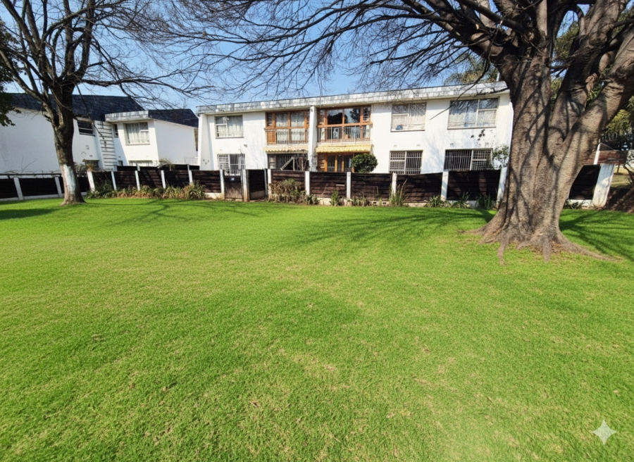 3 Bedroom Property for Sale in Corlett Gardens Gauteng