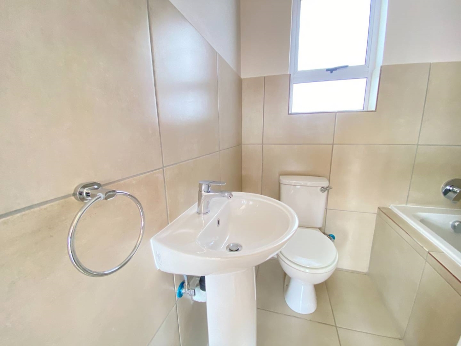 2 Bedroom Property for Sale in Buhle Park Gauteng