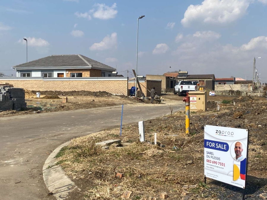 2 Bedroom Property for Sale in Buhle Park Gauteng