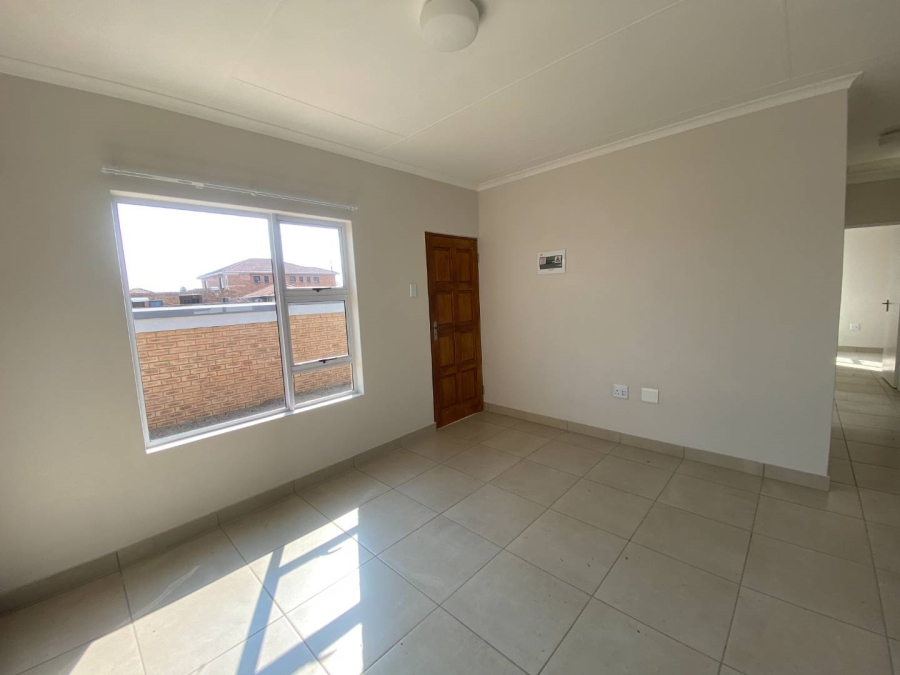 3 Bedroom Property for Sale in Klippoortje Gauteng