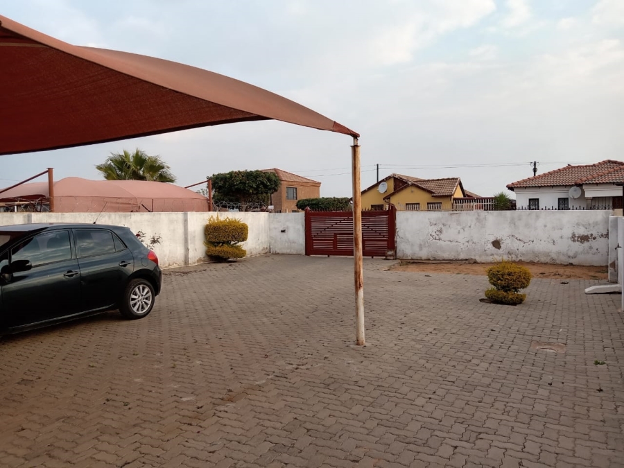 3 Bedroom Property for Sale in Mabopane Unit X Gauteng