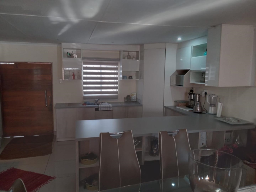 3 Bedroom Property for Sale in Roodepoort Gauteng