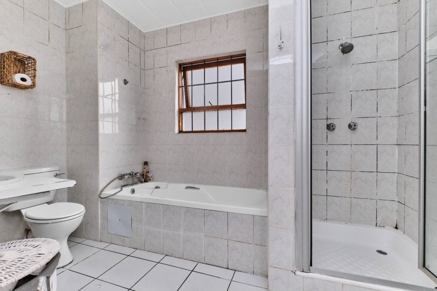 2 Bedroom Property for Sale in Northcliff Gauteng
