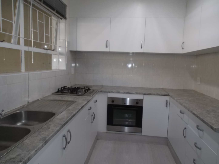 To Let 3 Bedroom Property for Rent in Farrarmere Gauteng