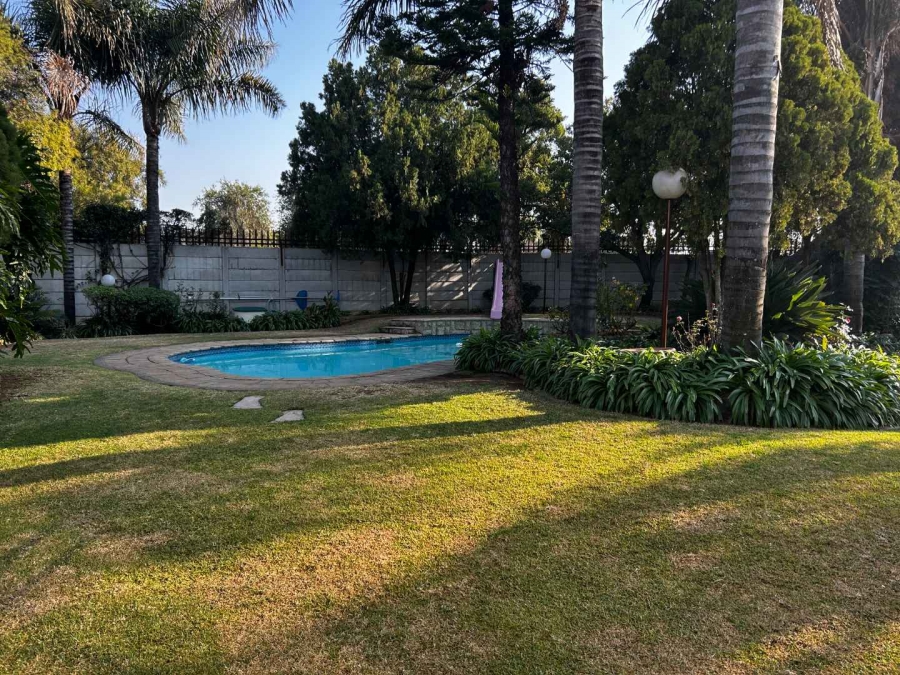 4 Bedroom Property for Sale in Brackenhurst Gauteng