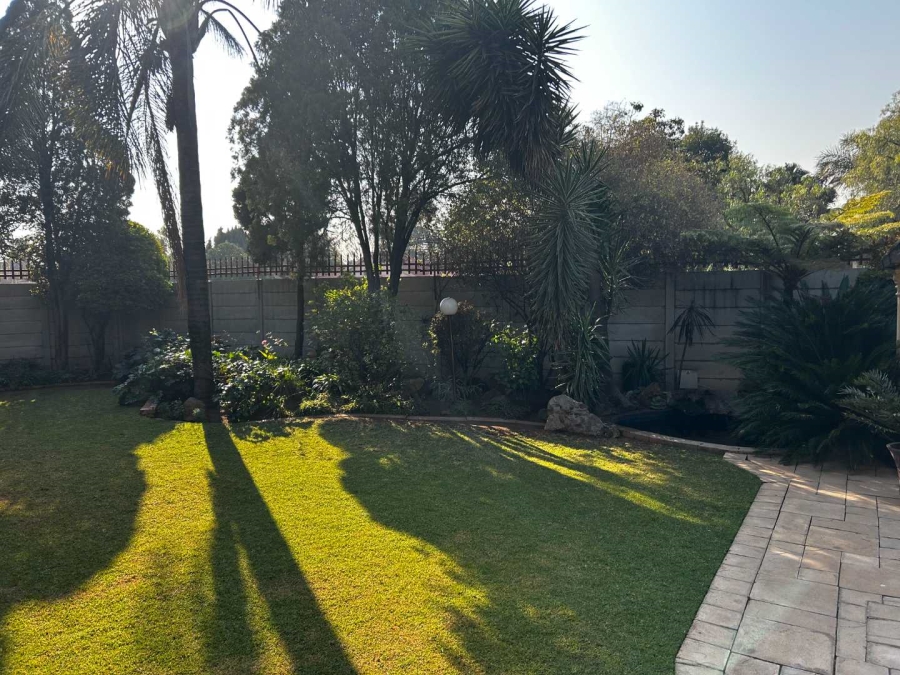 4 Bedroom Property for Sale in Brackenhurst Gauteng
