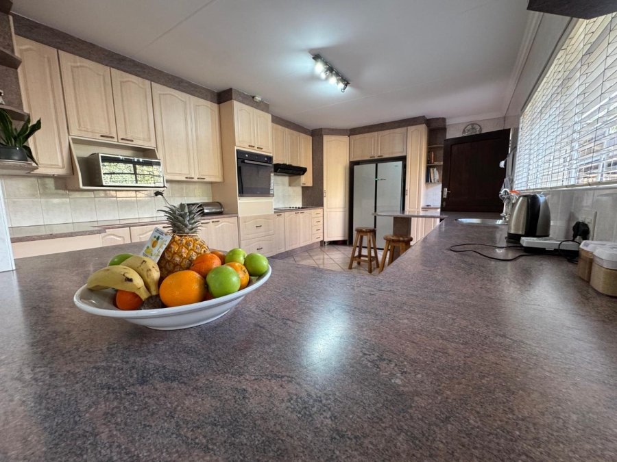 4 Bedroom Property for Sale in Brackenhurst Gauteng