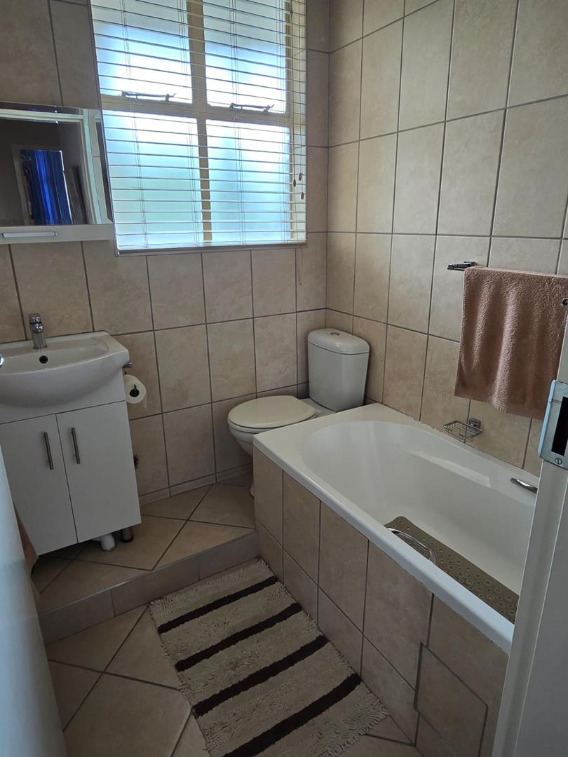 3 Bedroom Property for Sale in Rietfontein Gauteng