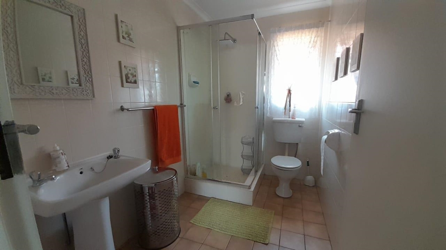 2 Bedroom Property for Sale in Glen Marais Gauteng