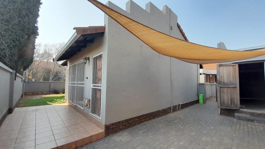 3 Bedroom Property for Sale in Glen Marais Gauteng