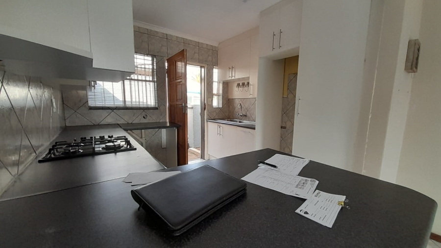 3 Bedroom Property for Sale in Glen Marais Gauteng