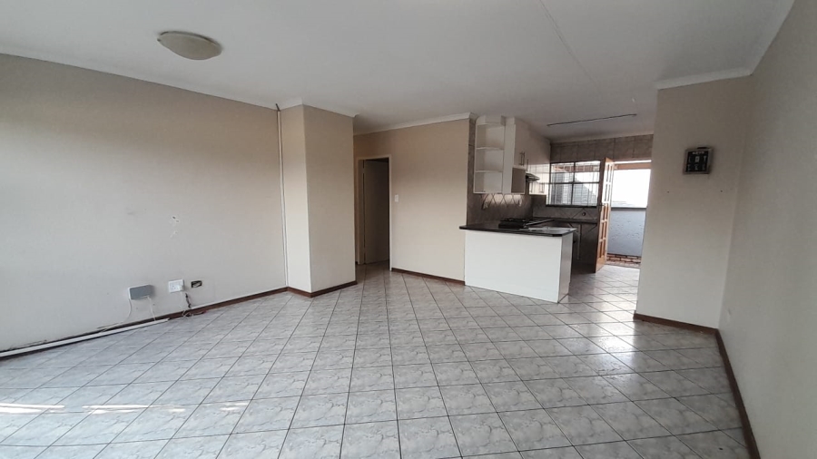 3 Bedroom Property for Sale in Glen Marais Gauteng