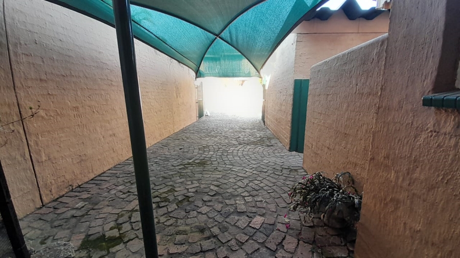 3 Bedroom Property for Sale in Aston Manor Gauteng