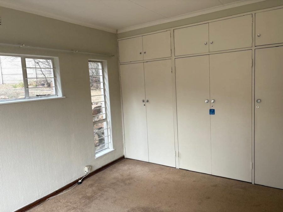 3 Bedroom Property for Sale in Oakdene Gauteng