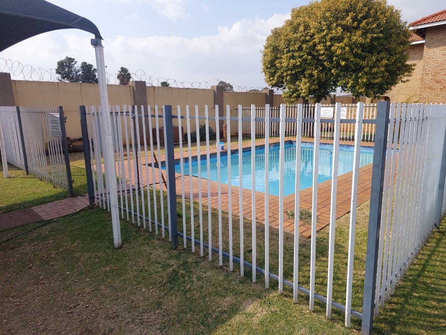 1 Bedroom Property for Sale in Alberton Gauteng