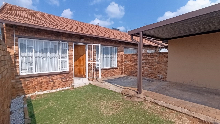 2 Bedroom Property for Sale in Terenure Gauteng