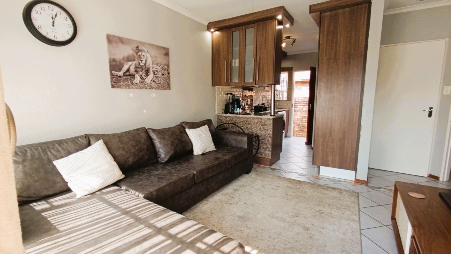 2 Bedroom Property for Sale in Terenure Gauteng