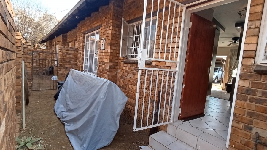 2 Bedroom Property for Sale in Terenure Gauteng