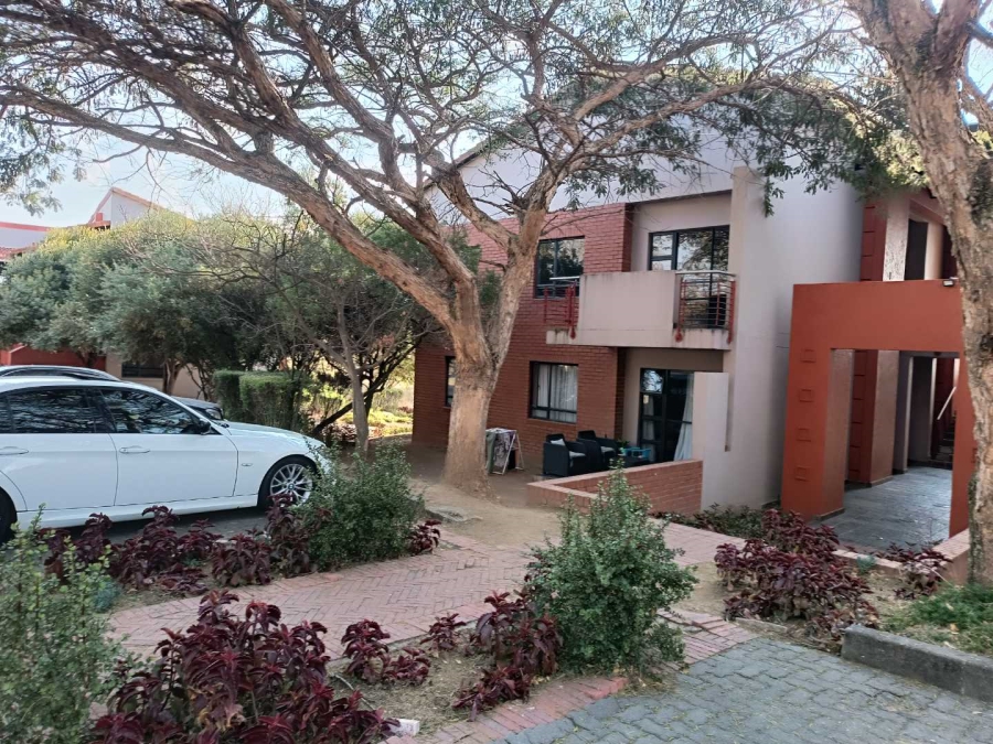 To Let 2 Bedroom Property for Rent in North Riding AH Gauteng