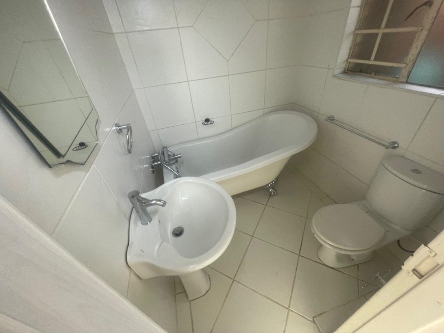 1 Bedroom Property for Sale in Terenure Gauteng