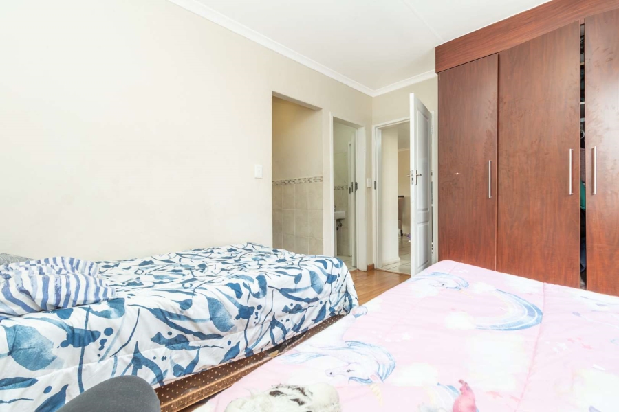 2 Bedroom Property for Sale in Rivonia Gauteng
