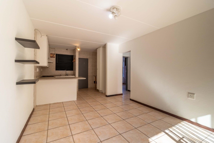 2 Bedroom Property for Sale in Noordheuwel Gauteng