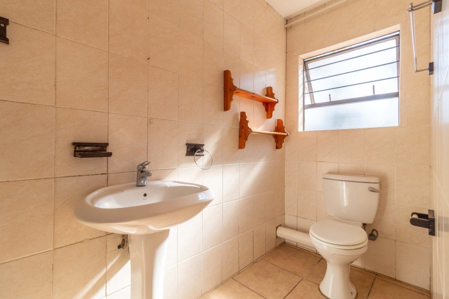 2 Bedroom Property for Sale in Noordheuwel Gauteng