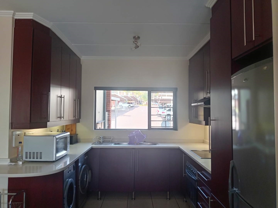 To Let 2 Bedroom Property for Rent in Bedfordview Gauteng