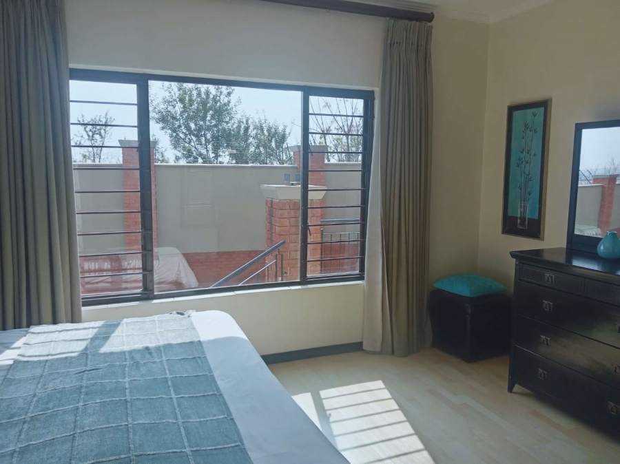 To Let 2 Bedroom Property for Rent in Bedfordview Gauteng