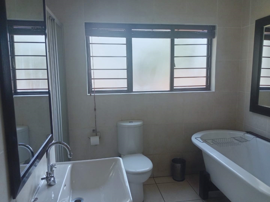 To Let 2 Bedroom Property for Rent in Bedfordview Gauteng