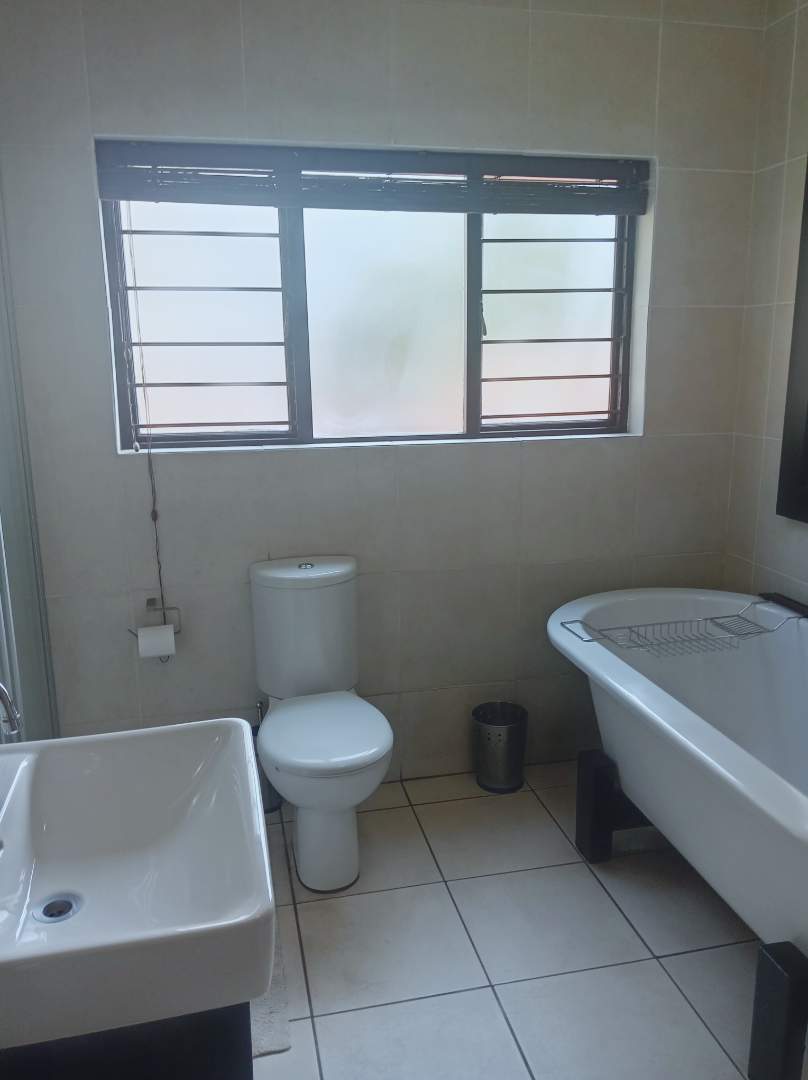 To Let 2 Bedroom Property for Rent in Bedfordview Gauteng