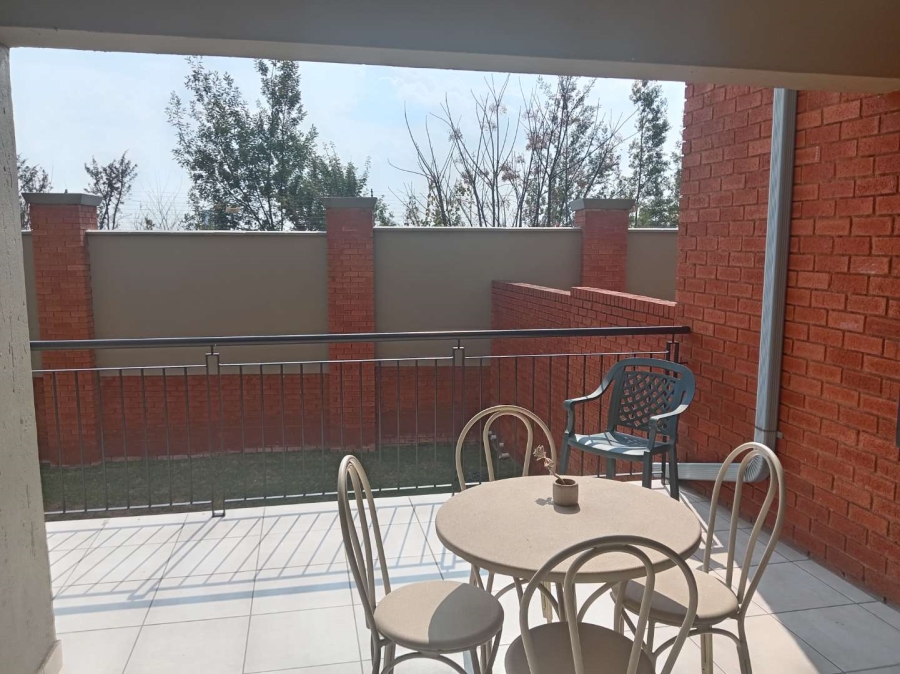 To Let 2 Bedroom Property for Rent in Bedfordview Gauteng