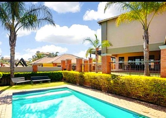 To Let 2 Bedroom Property for Rent in Bedfordview Gauteng