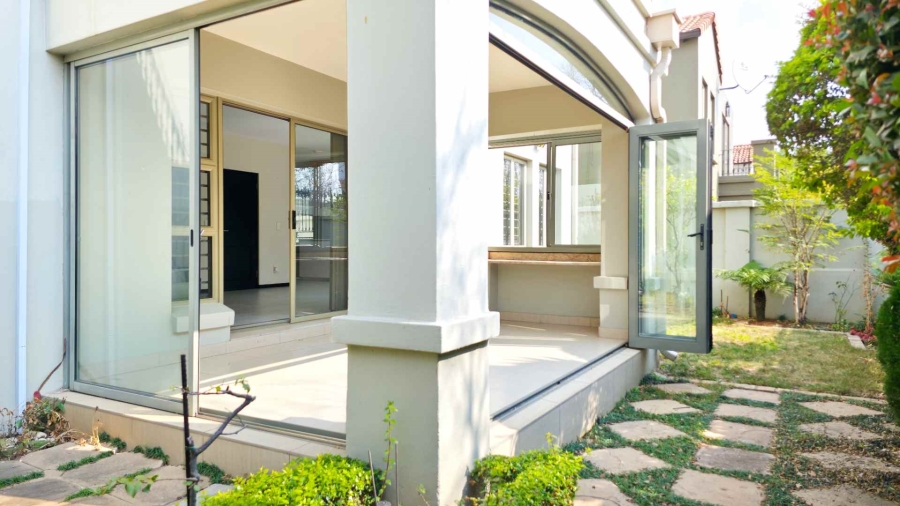 3 Bedroom Property for Sale in Strathavon Gauteng