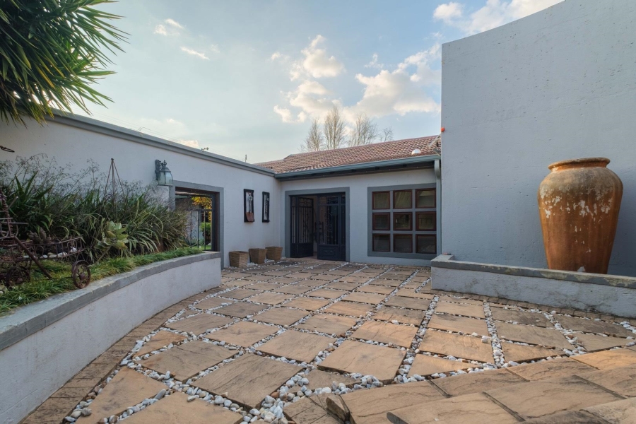 4 Bedroom Property for Sale in Constantia Park Gauteng