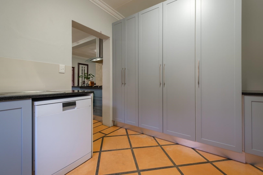 4 Bedroom Property for Sale in Constantia Park Gauteng
