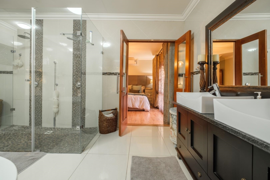 4 Bedroom Property for Sale in Constantia Park Gauteng