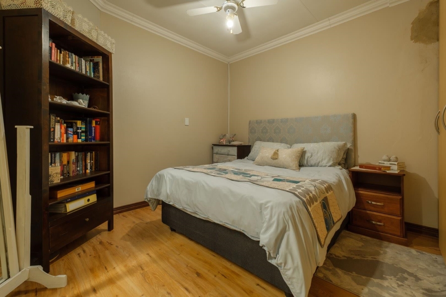 4 Bedroom Property for Sale in Constantia Park Gauteng