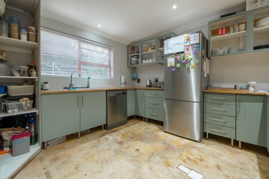 4 Bedroom Property for Sale in Constantia Park Gauteng