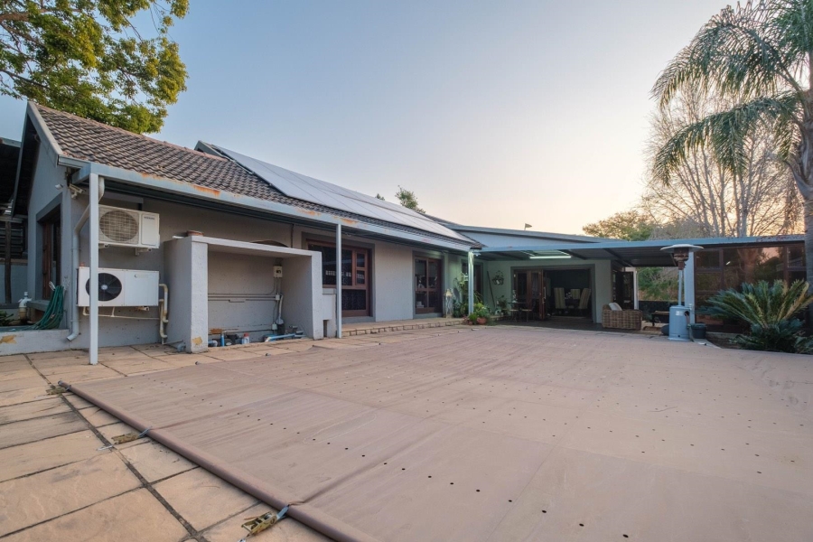 4 Bedroom Property for Sale in Constantia Park Gauteng