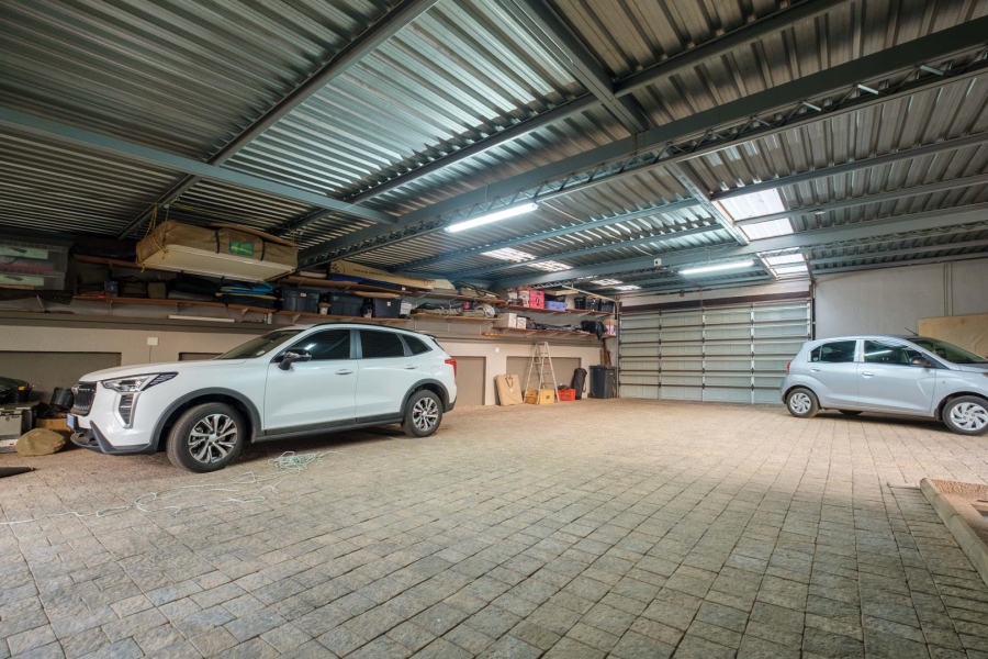 4 Bedroom Property for Sale in Constantia Park Gauteng
