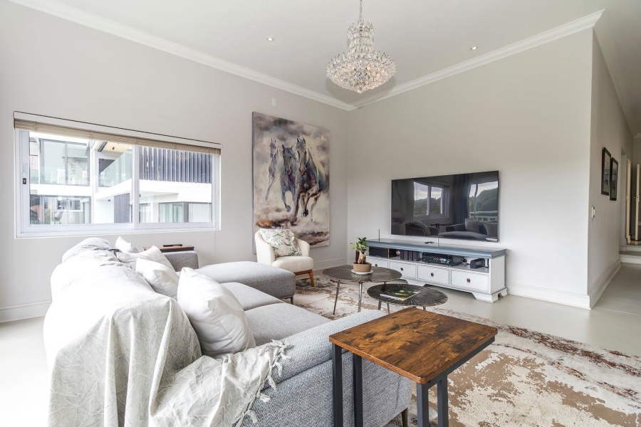 4 Bedroom Property for Sale in Helderfontein Estate Gauteng
