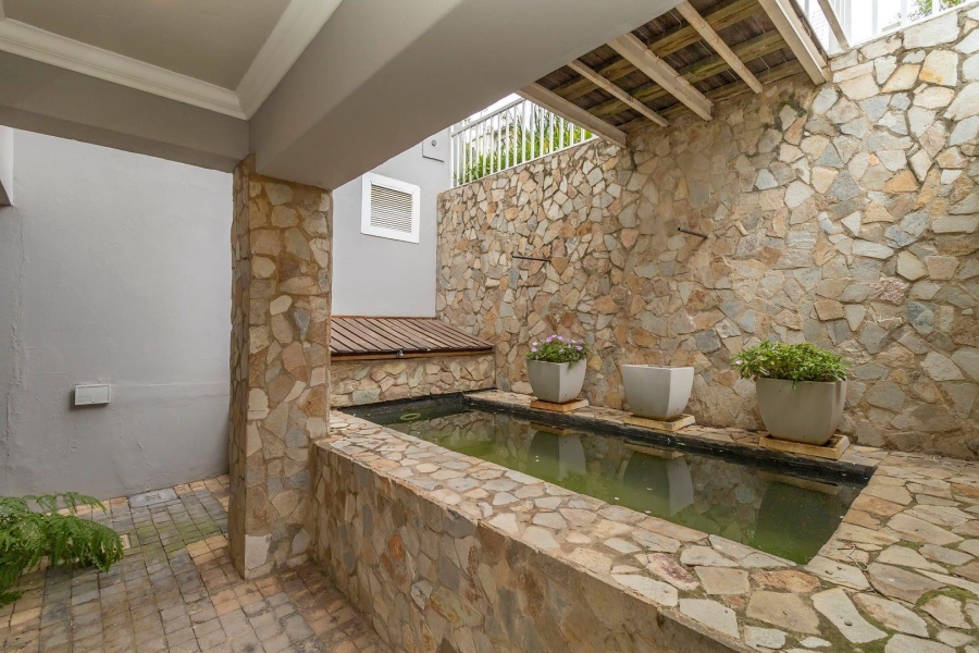 4 Bedroom Property for Sale in Helderfontein Estate Gauteng