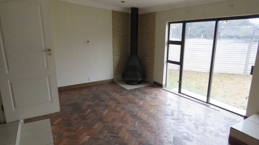 To Let 3 Bedroom Property for Rent in Brackenhurst Gauteng