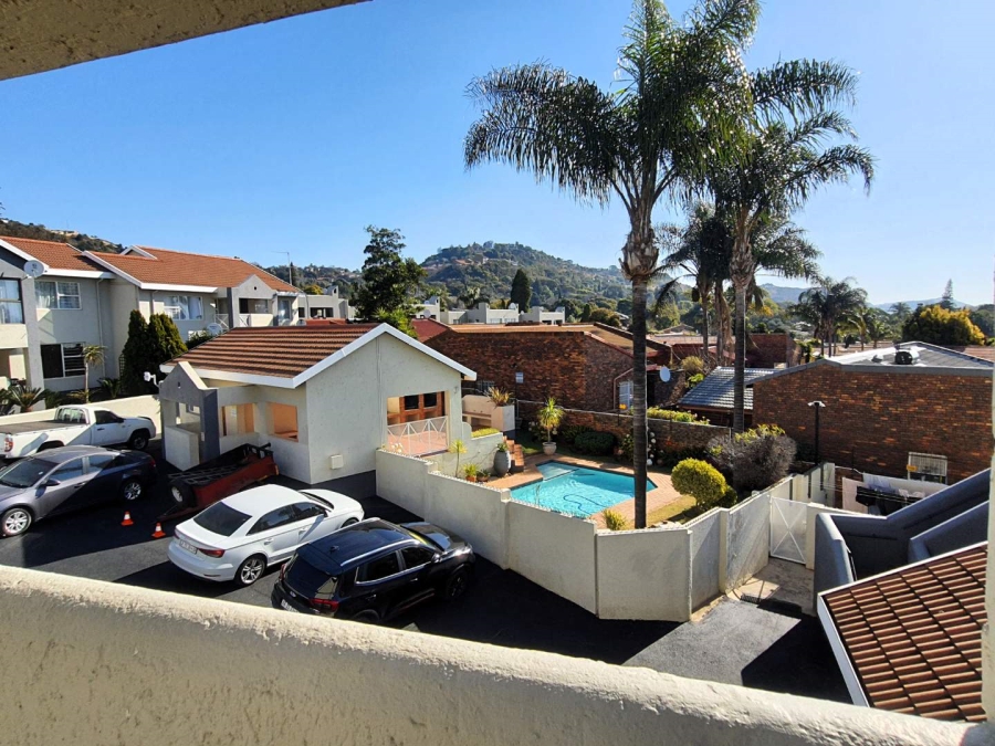1 Bedroom Property for Sale in Constantia Kloof Gauteng
