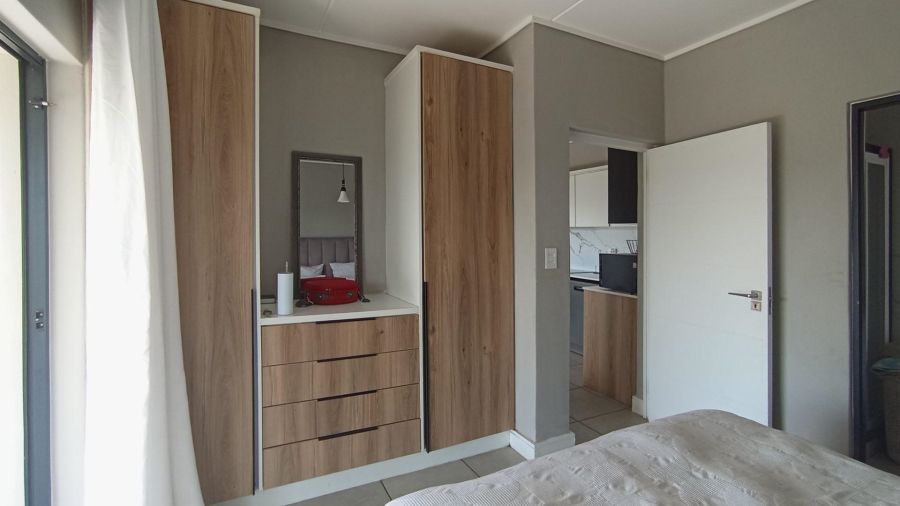1 Bedroom Property for Sale in Buccleuch Gauteng