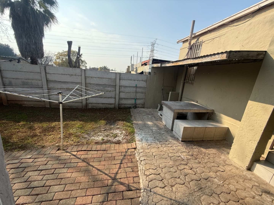 To Let 3 Bedroom Property for Rent in Delarey Gauteng